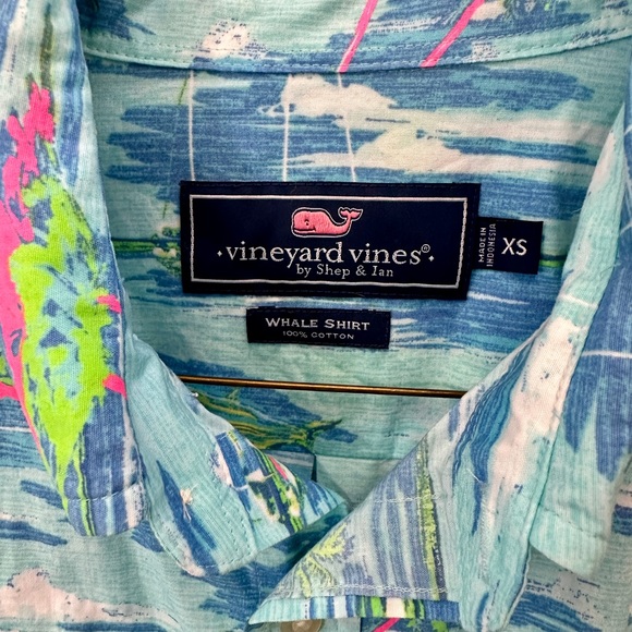 Men’s XS Vineyard Vine Button Up Polo Shirt - Picture 2 of 4